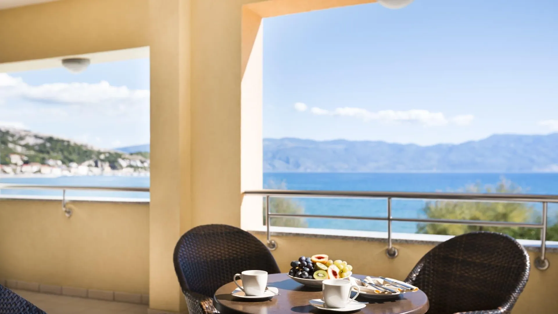 **** Otel Valamar Atrium Residence Baška Hırvatistan