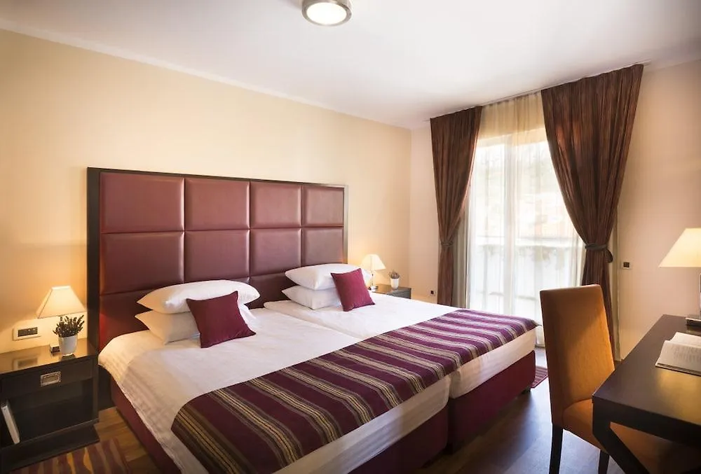 Otel Valamar Atrium Residence Baška