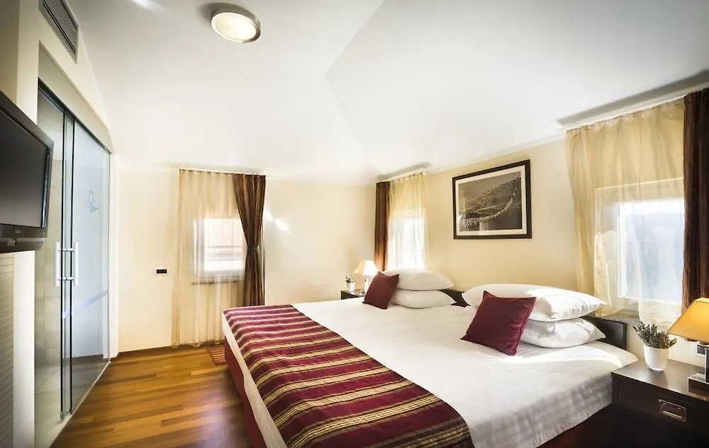 Valamar Atrium Residence Baška 4*,  Hırvatistan