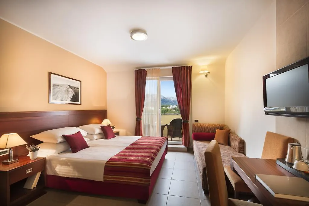 Valamar Atrium Residence Baška Otel