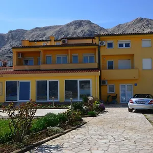 Dani Bed & Breakfast